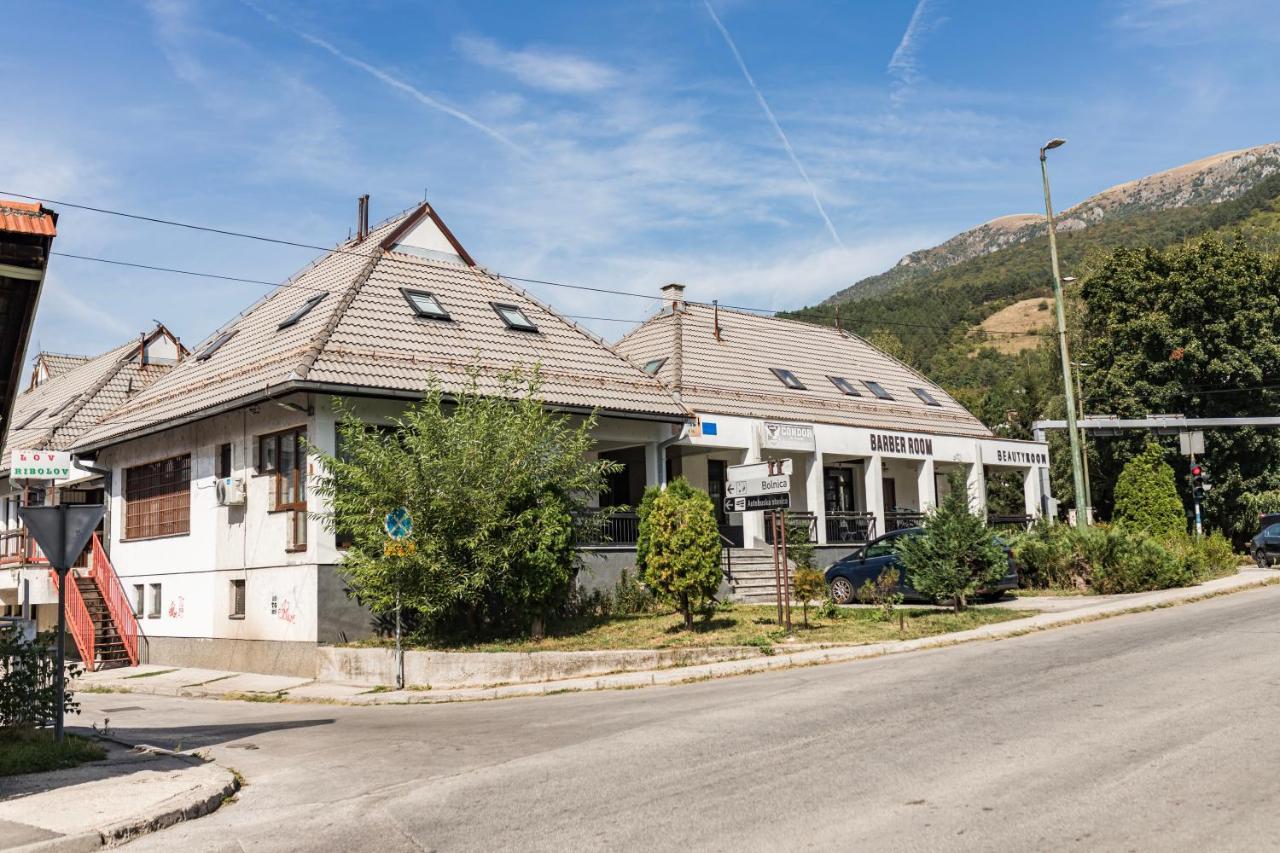 Downtown Apartment Travnik Eksteriør billede